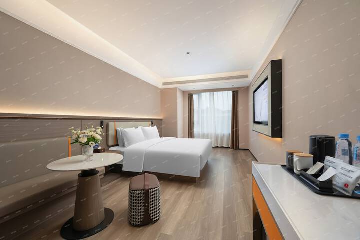 Room 17 of 29