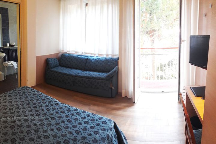 Room 12 of 78