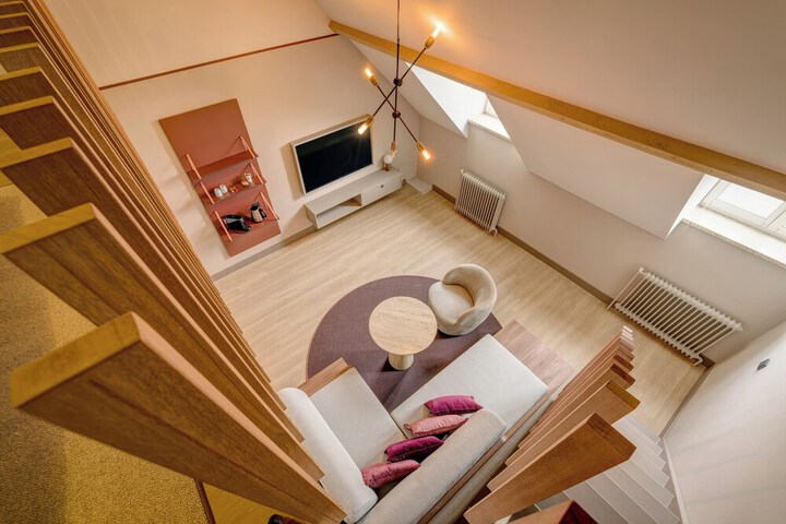 Room 22 of 51