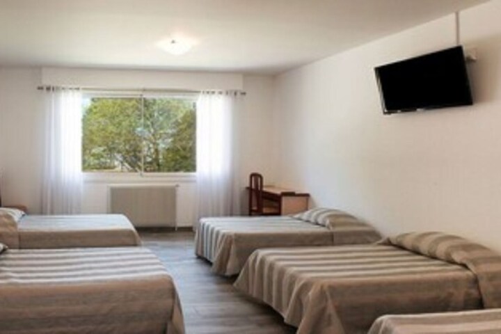 Room 13 of 42