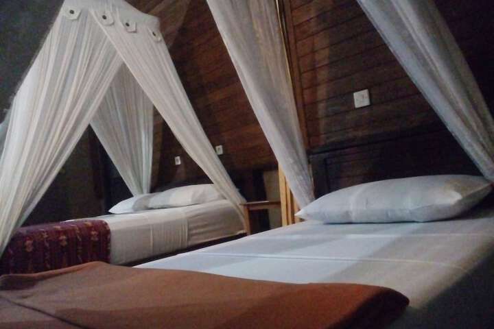 Room 22 of 121