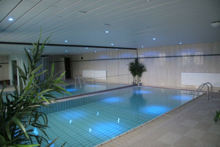 Hotel with Pool