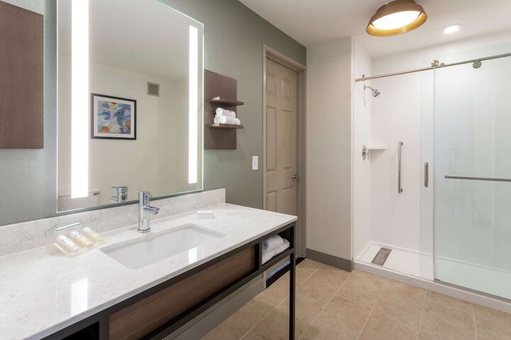 Bathroom shower