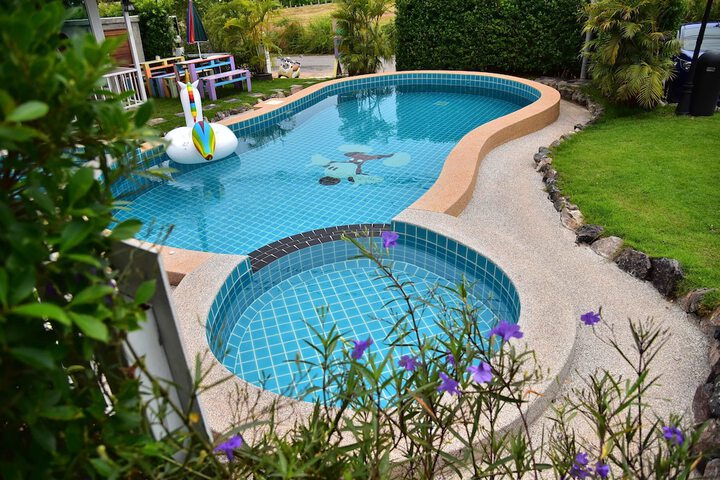 Pool 28 of 37