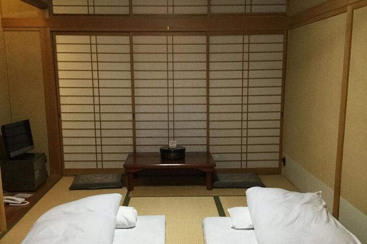 Room 10 of 139