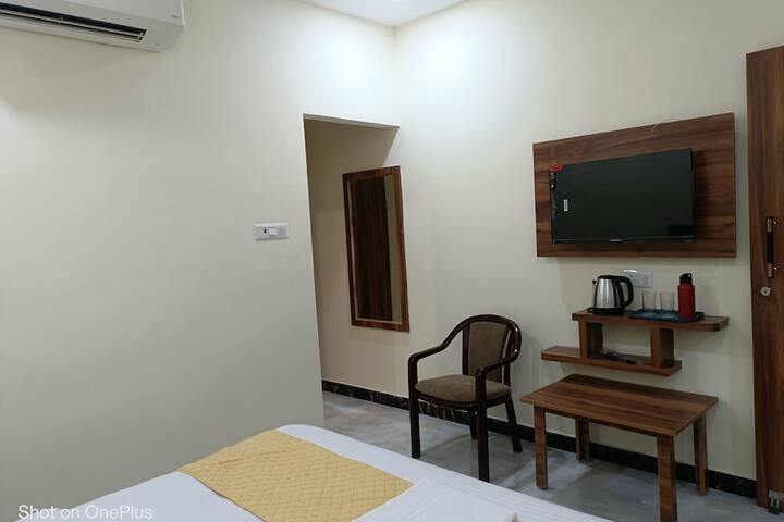 Room 10 of 44