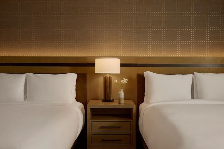 Room 72 of 186