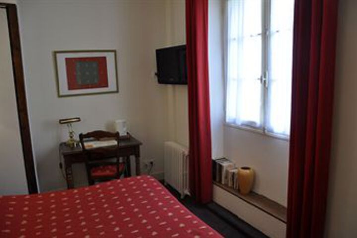 Room 22 of 46