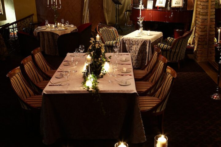 Dining 28 of 42