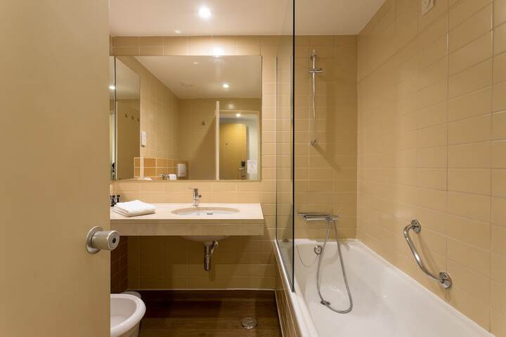 Clean Restrooms
