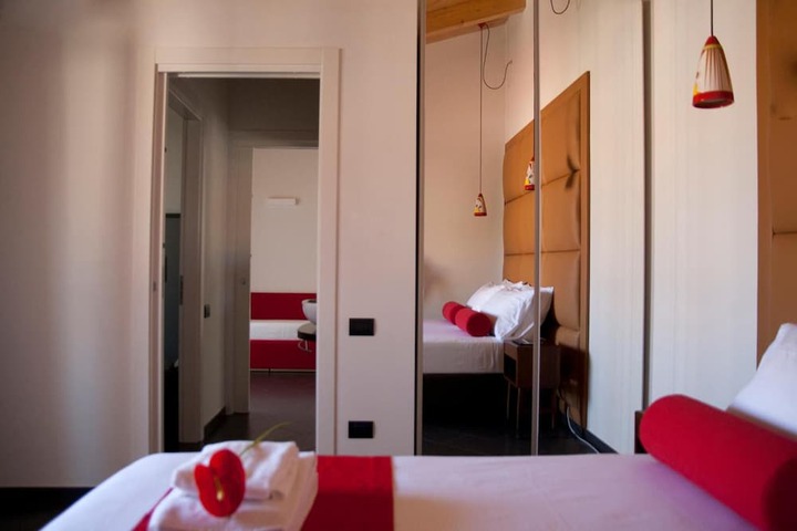 Room 20 of 48