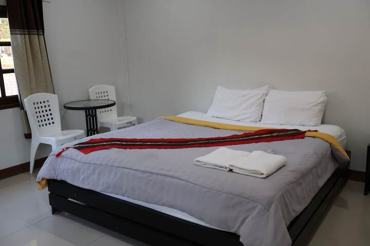 Room 17 of 50