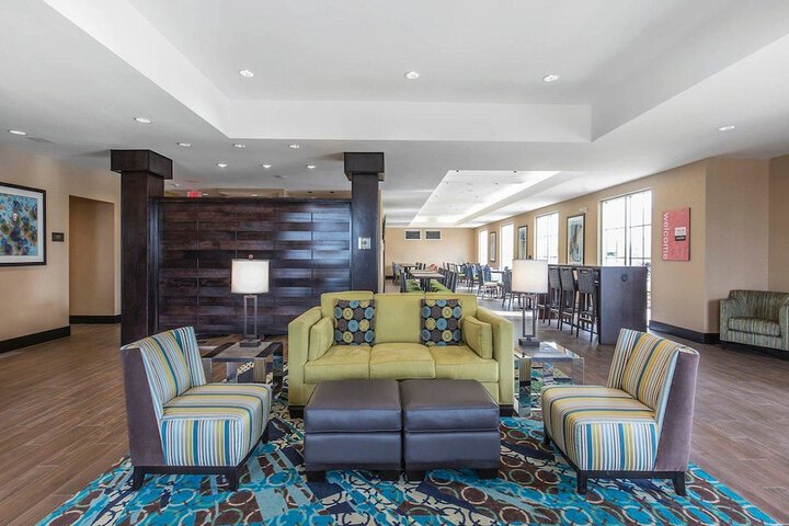 Hotel Interior 4 of 27