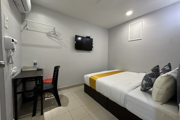 Room 45 of 80