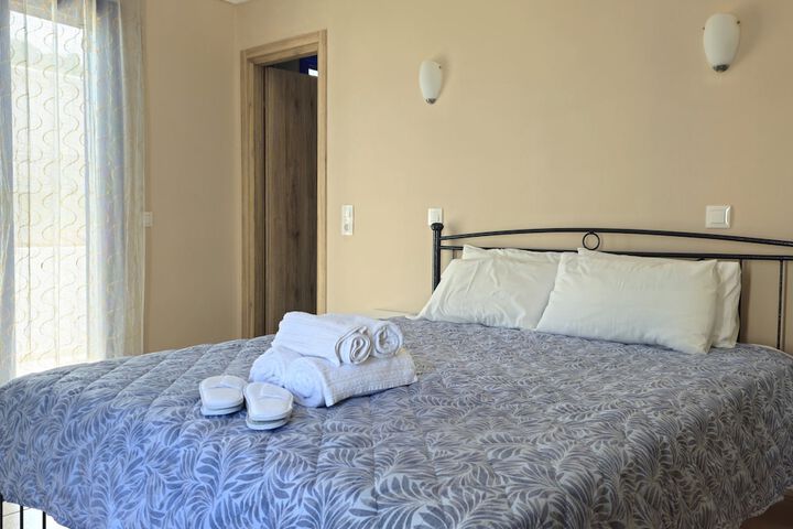 Room 8 of 56