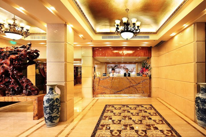 Hotel Interior 8 of 47