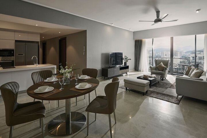 Room 33 of 57
