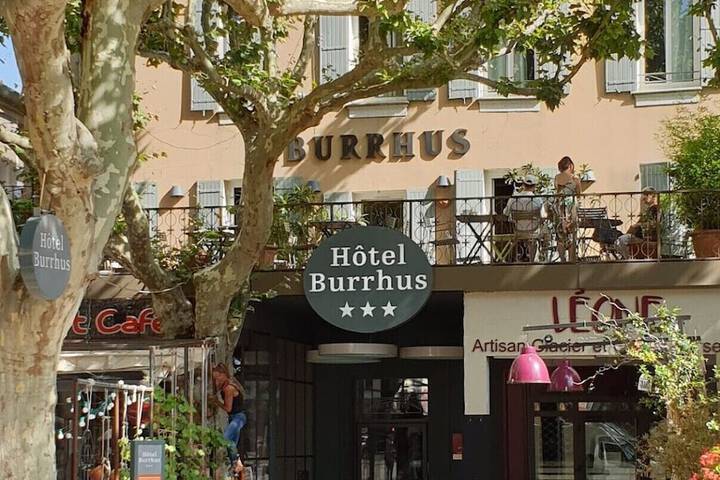 Hôtel Burrhus in Vaison-la-Romaine