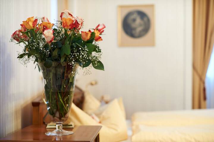 Room 4 of 53
