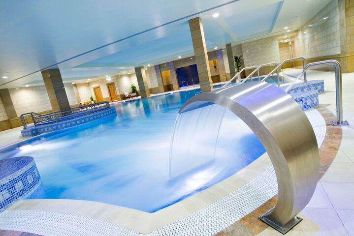 Pools & Facilities