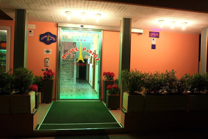 Hotel 45 of 48
