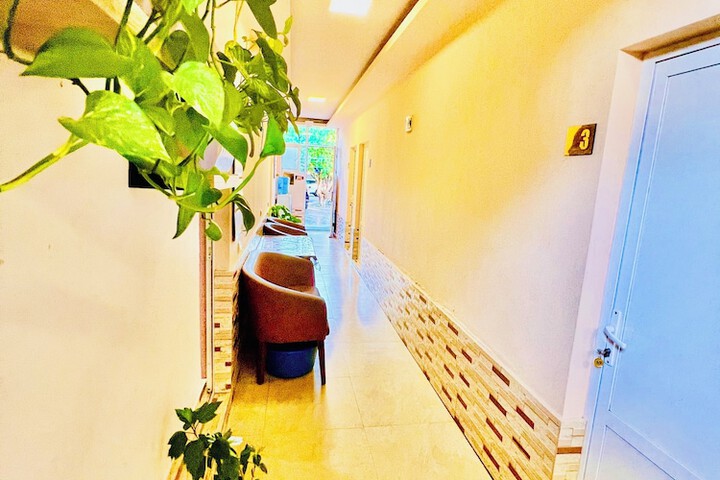 Ballroom/Hall 99 of 101