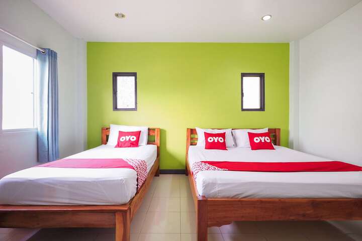 Room 9 of 30