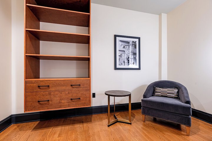 Room 8 of 341
