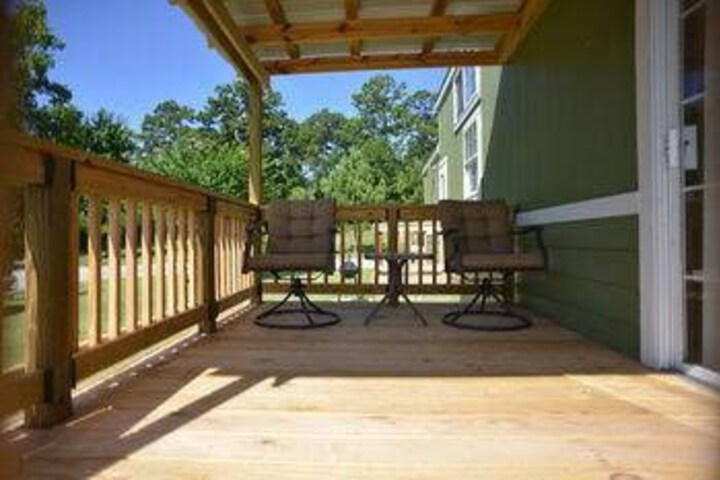 Property Grounds 30 of 33