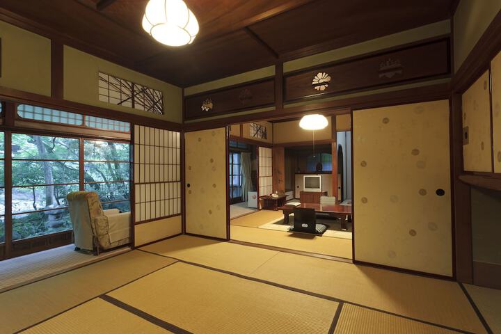 Room 11 of 70