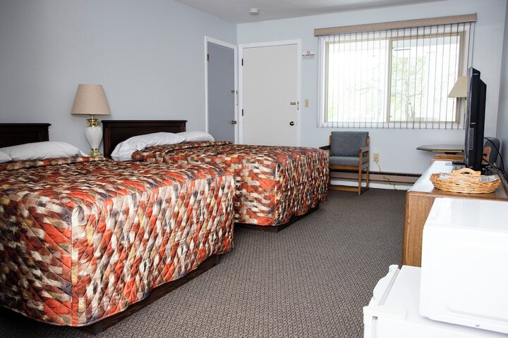 Room 10 of 38