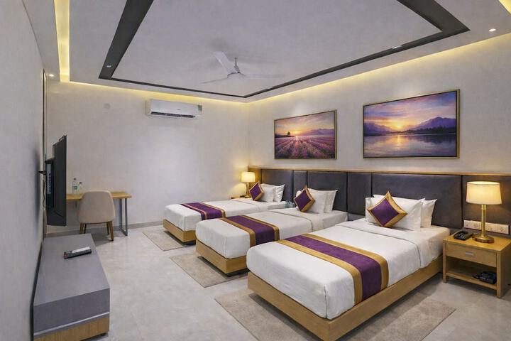 Room 20 of 43