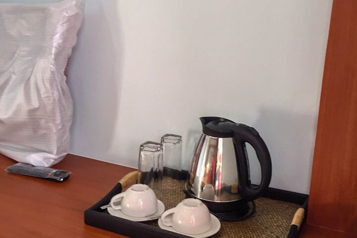 Breakfast/Coffee Service 52 of 86
