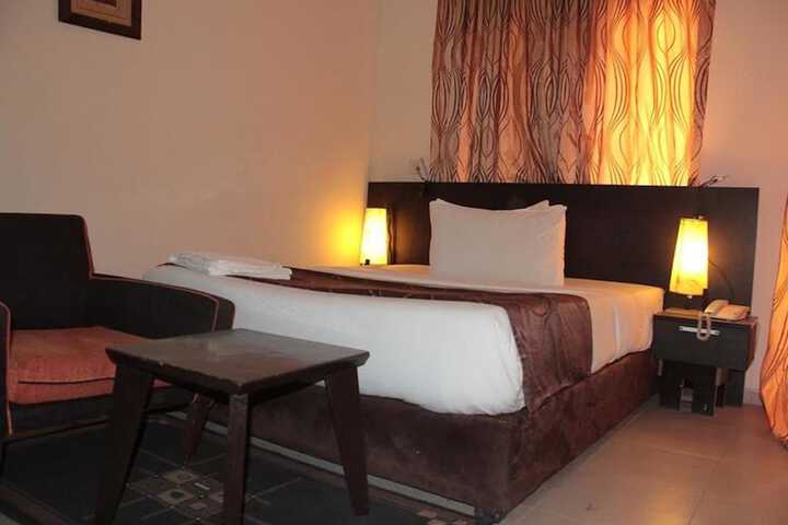Room 3 of 14