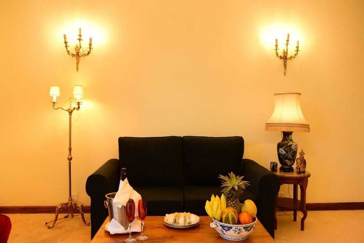 Room 3 of 47
