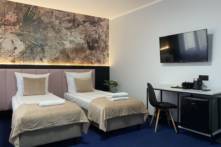 Room 2 of 14