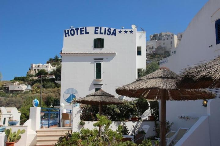 Hotel 56 of 61