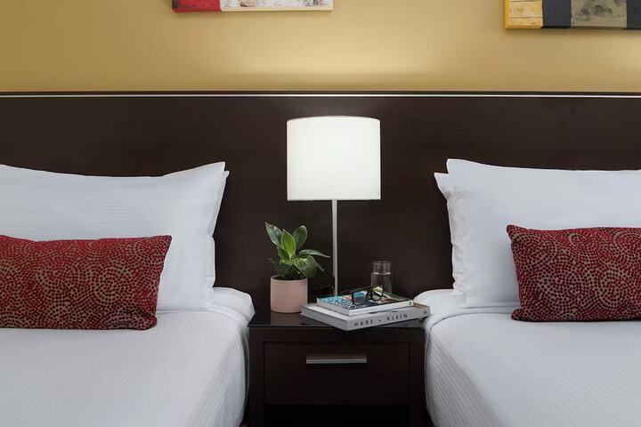 Room 8 of 23