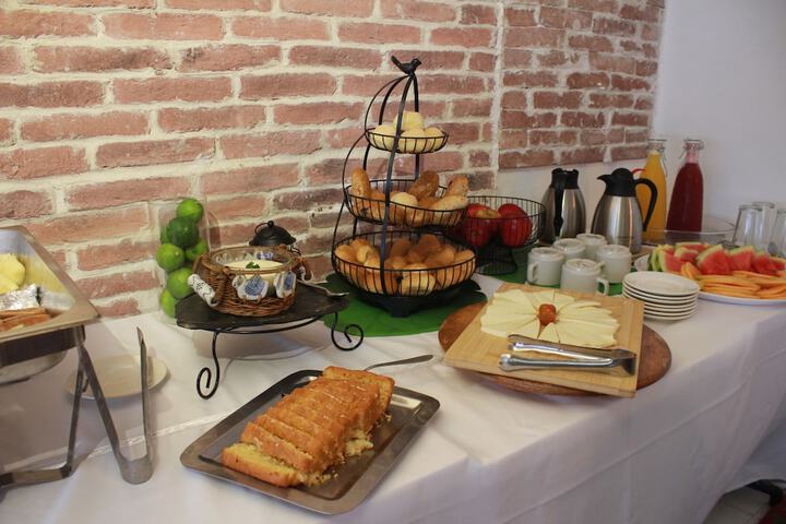 Breakfast/Coffee Service 60 of 93