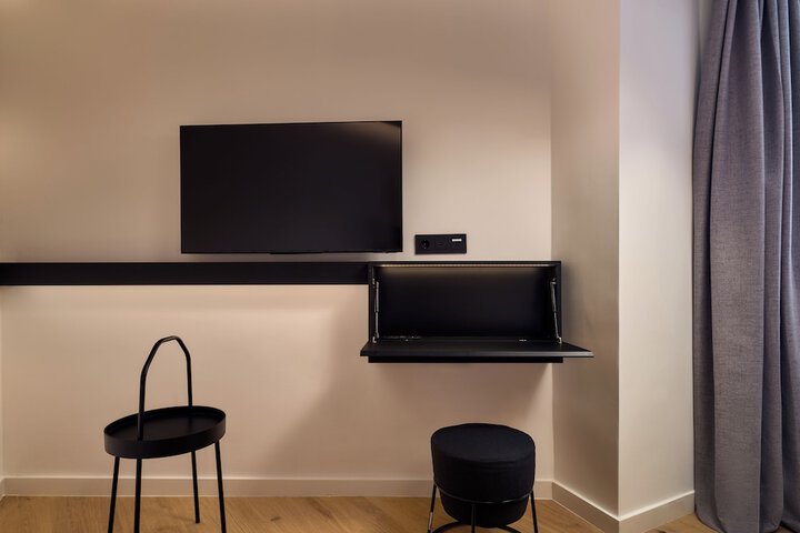 Room 36 of 52