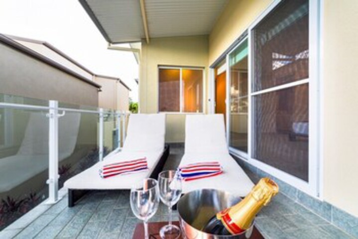 Terrace/Patio 4 of 36