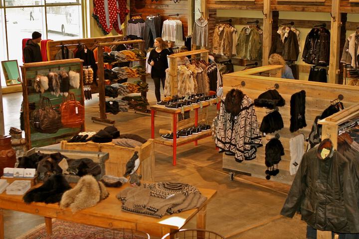 Gift Shop 29 of 91