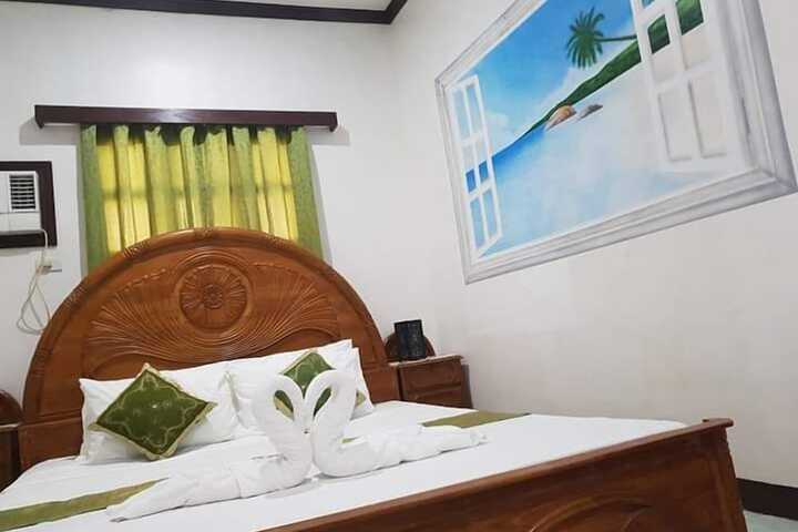 Room 27 of 71