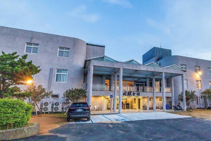 Chuanfu Shimen Hotel