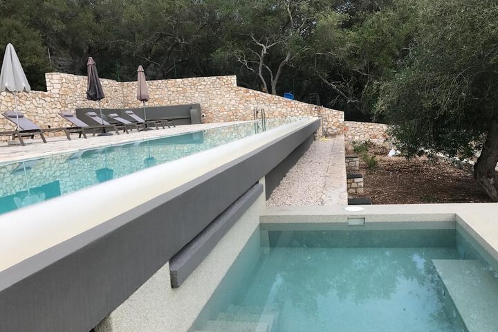 Pool 21 of 46