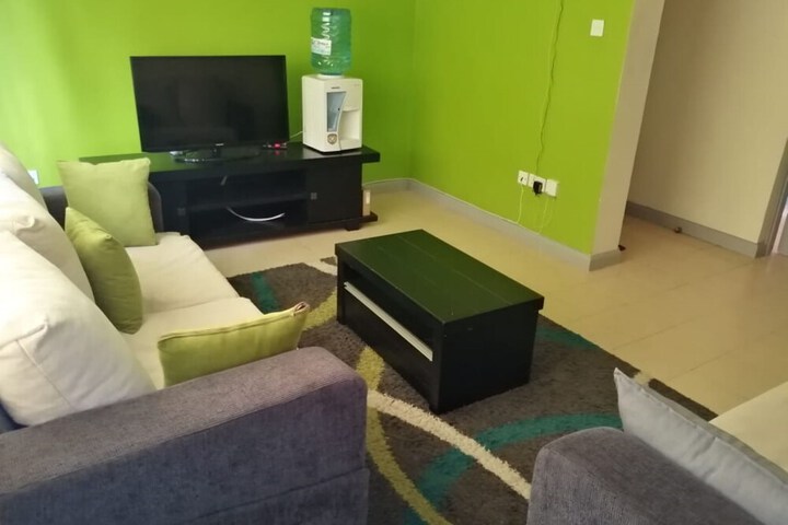 Room 7 of 8