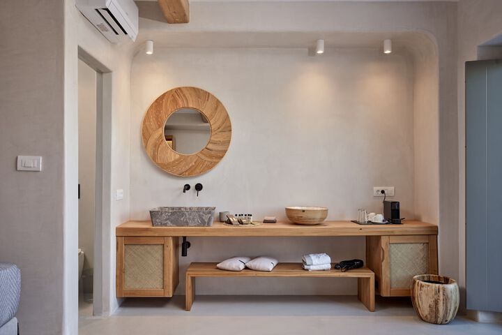 Room 20 of 53