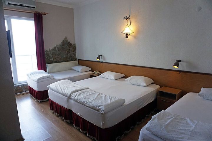 Room 21 of 35