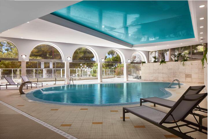 Pool 145 of 256