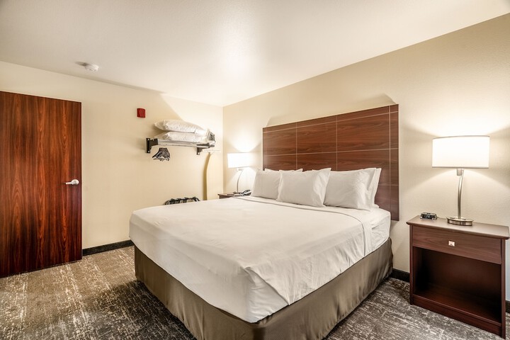 Room 9 of 73
